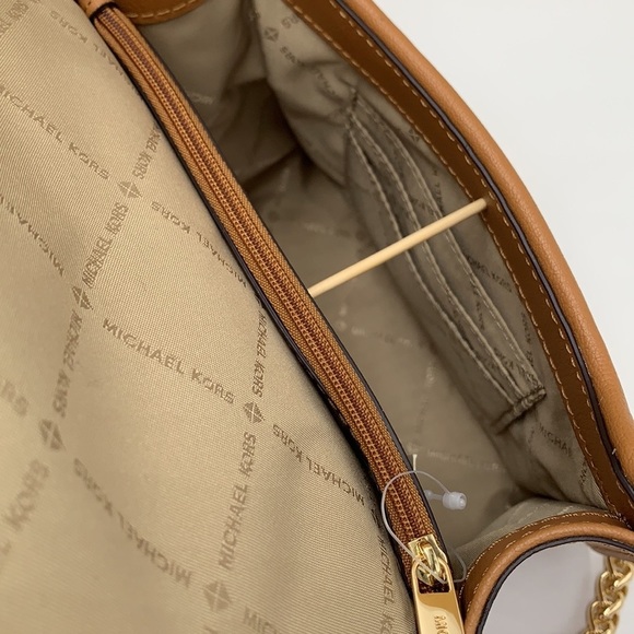 MICHAEL KORS SONIA SMALL SQUARE SHOULDER XBODY - Picture 10 of 15